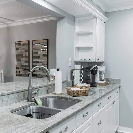 Big W Villa Luxe Condo Steps From Forest Beach Hilton Head Island Exterior photo