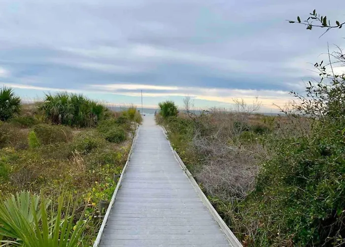 Big W Villa Luxe Condo Steps From Forest Beach