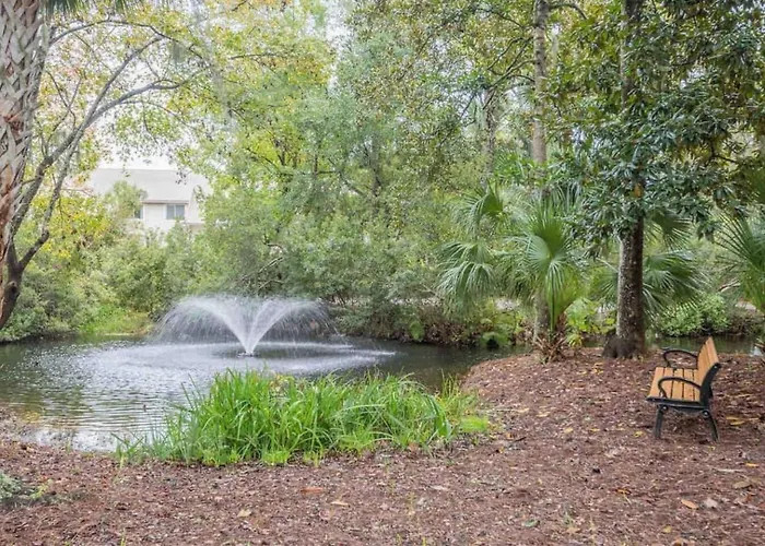 Big W Villa Luxe Condo Steps From Forest Beach
