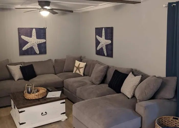 Big W Villa Luxe Condo Steps From Forest Beach
