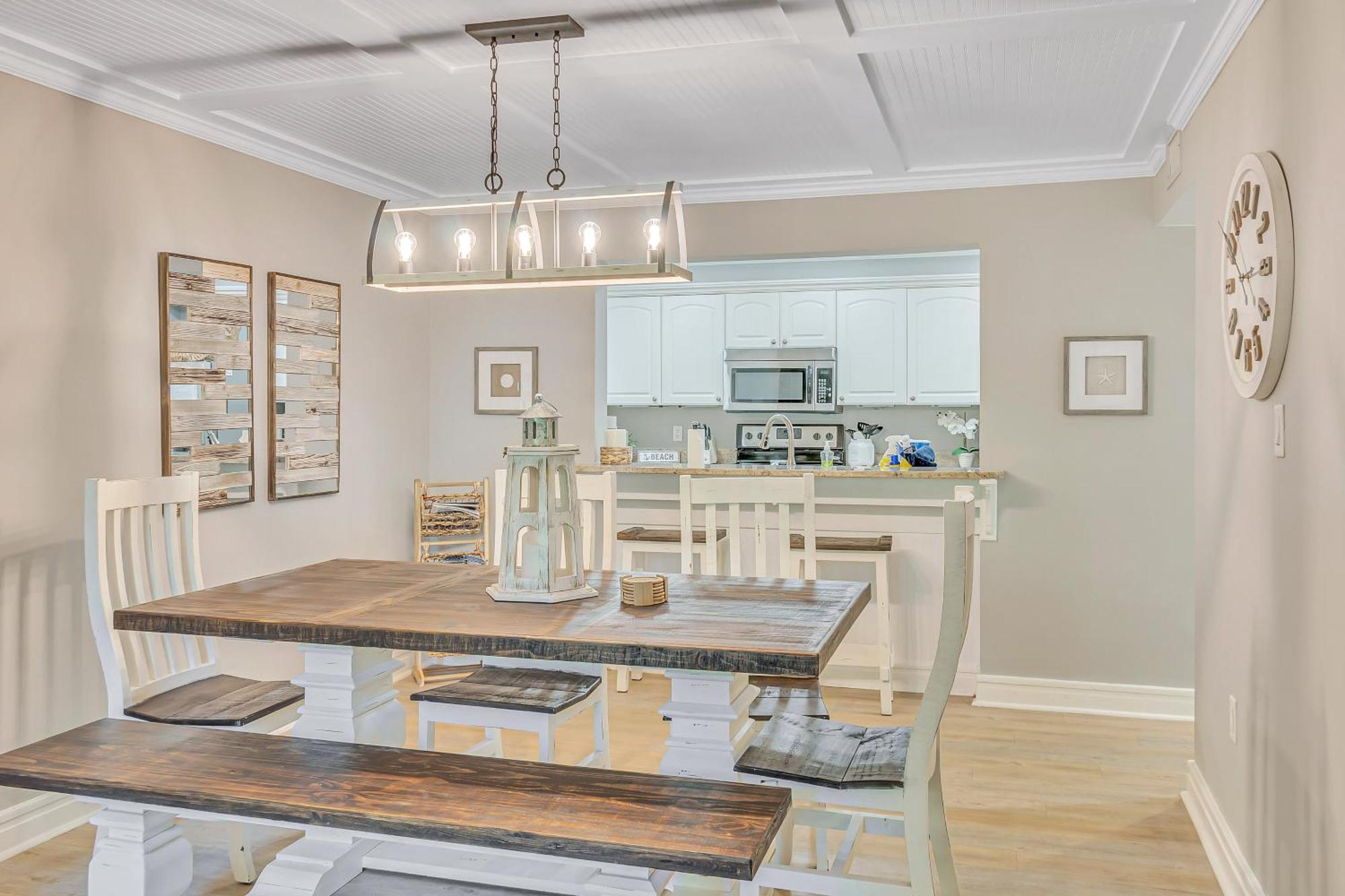 Holiday home Big W Luxe Steps From Forest